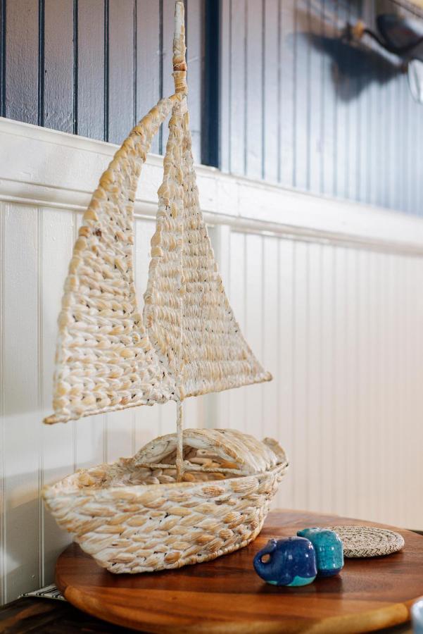 New Whaler Inn- Nautical Magic Hilo Downtown Εξωτερικό φωτογραφία