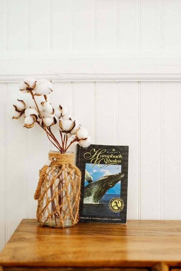 New Whaler Inn- Nautical Magic Hilo Downtown Εξωτερικό φωτογραφία
